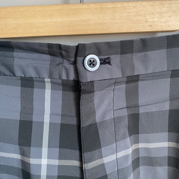 Chaps Golf Men's Gray Plaid Golf‎ Shorts Size 40 - Picture 4 of 12